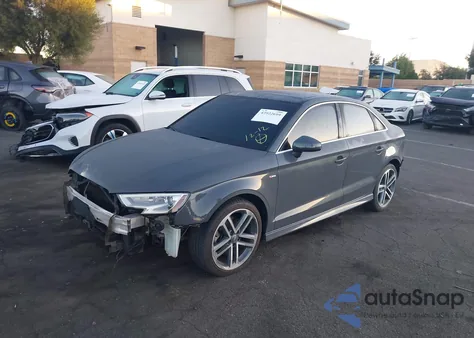 2018 Audi A3 2.0T Premium/2.0T Tech Premium z USA, uszkodzony, nr VIN WAUGUGFF1J1019401